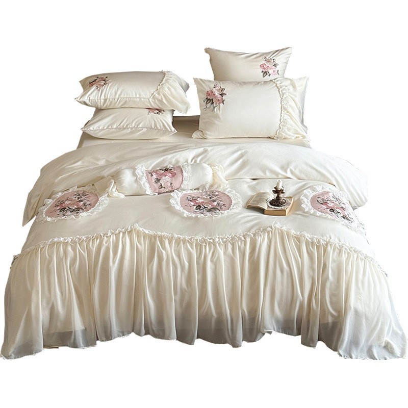 Embroidery Quilt Cover - Conjunto de Cama com Bordado Floral