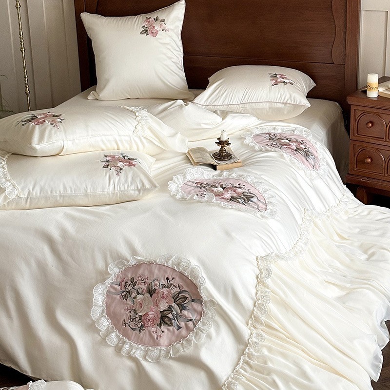 Conjunto de Cama com Bordado F - Embroidery Quilt Cover avaliação e preço
