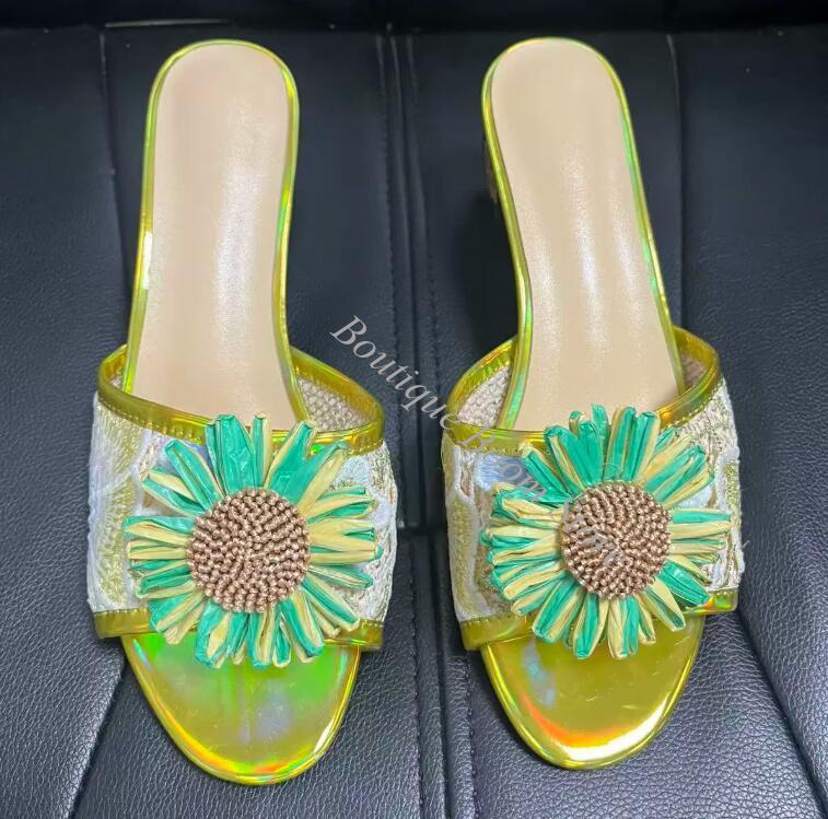 Sandálias Femininas com Bordad - Embroidery Flower avaliação e preço