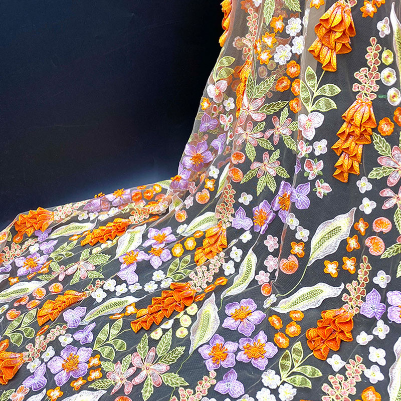 Carrilhão de vento amarelo de  - Embroidery Yellow Flower avaliação e preço