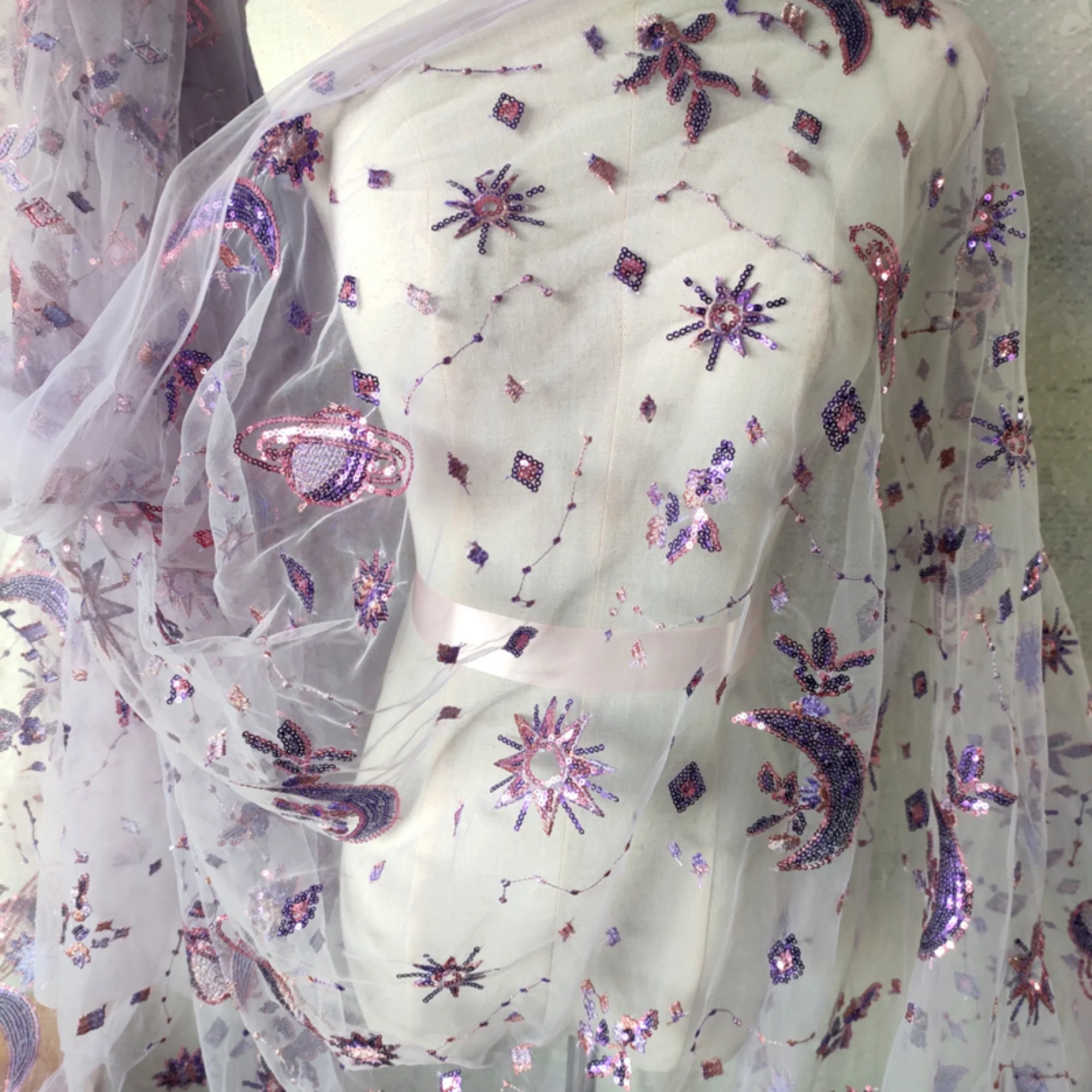 0.5 metros de largura roxa 55. - Embroidery Net Dress avaliação e preço