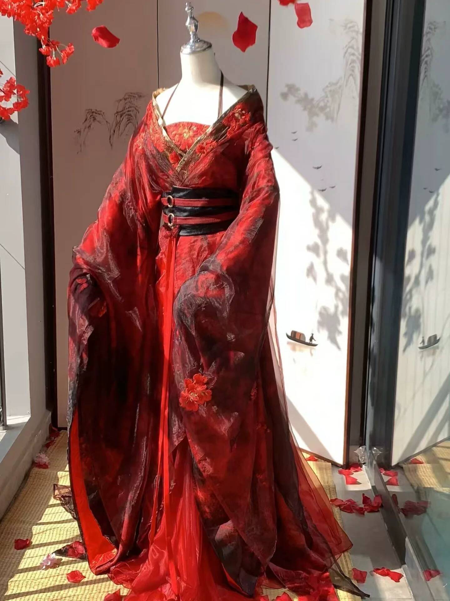 Novo Hanfu Vermelho Datura Fem - Embroidery Knit avaliação e preço