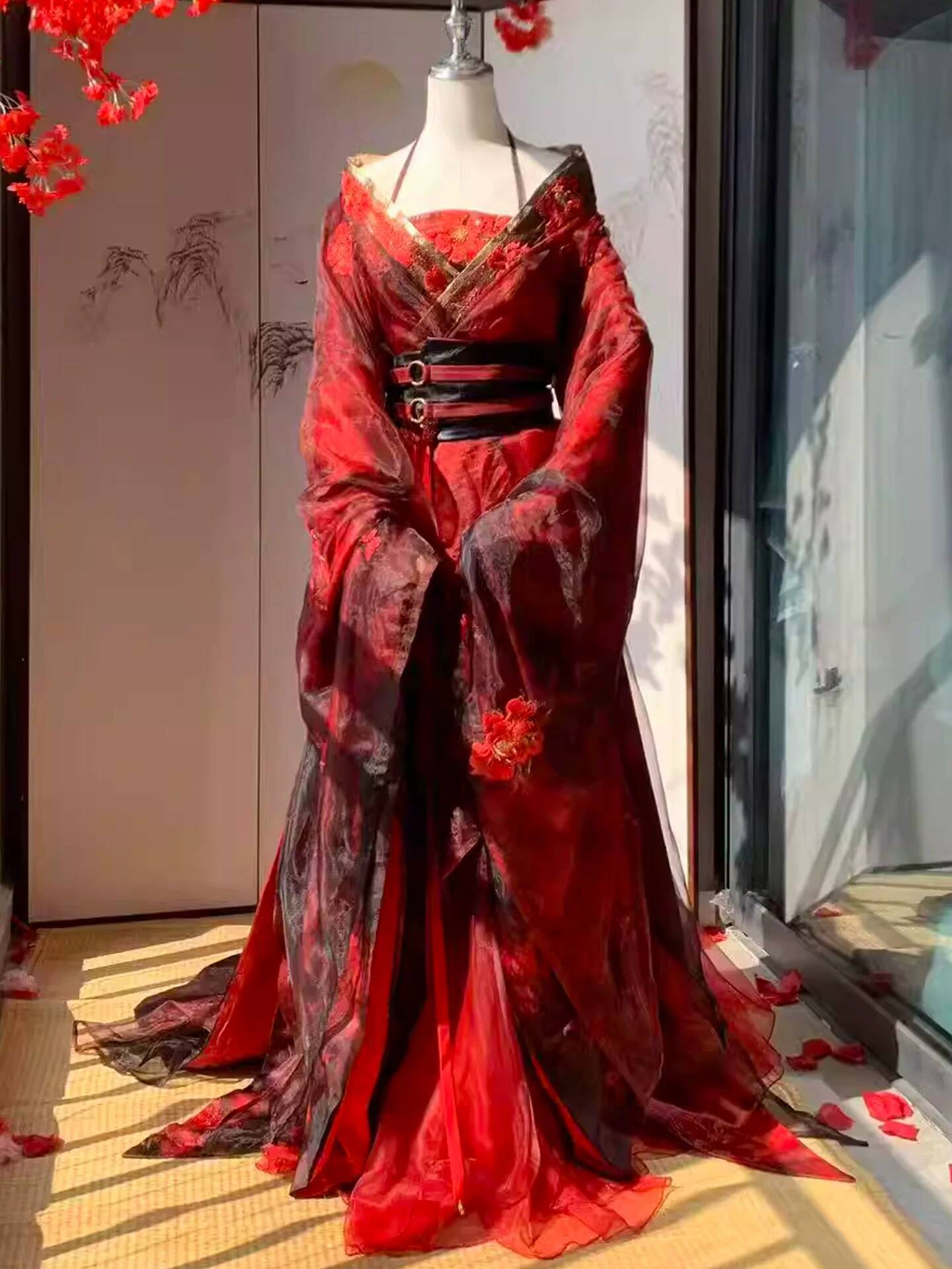 Novo Hanfu Vermelho Datura Fem - Embroidery Knit avaliação e preço