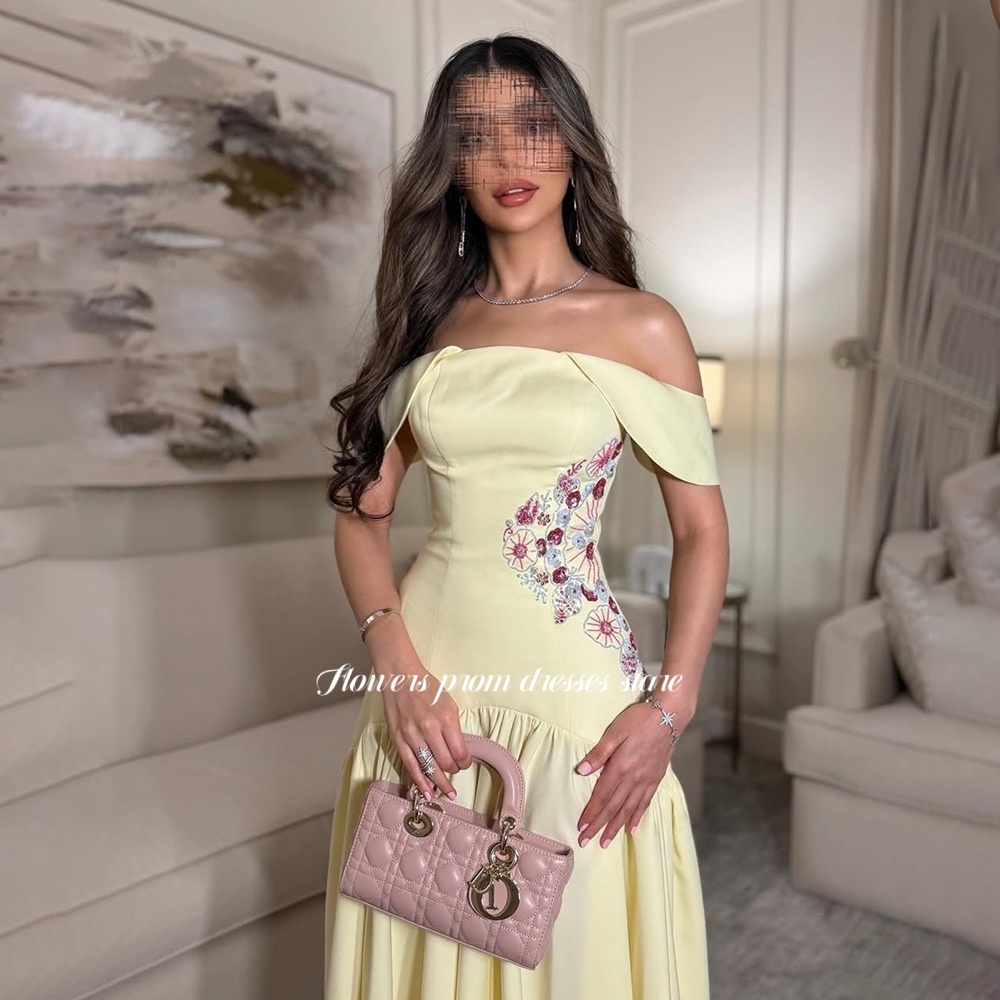 Vestido de baile amarelo com f - Embroidery Yellow Flower avaliação e preço