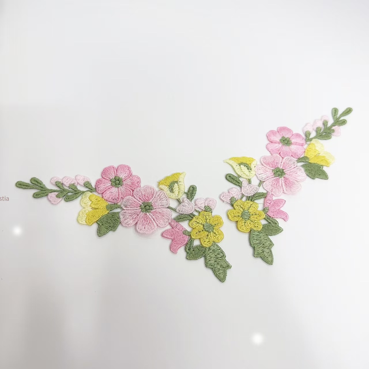 10 pçs/lote 5.5*13cm rosa amar - Embroidery Yellow Flower avaliação e preço